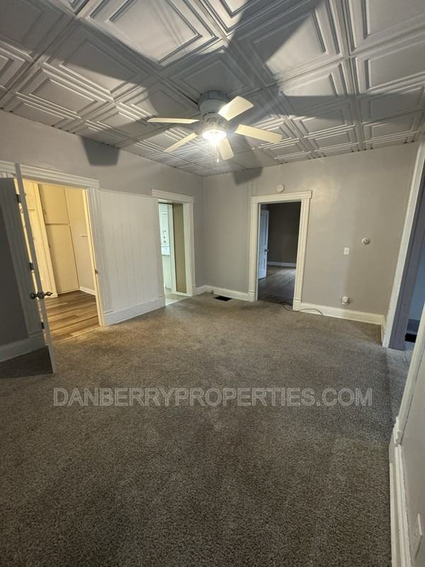 510 Howard Street - Photo 4 of 9