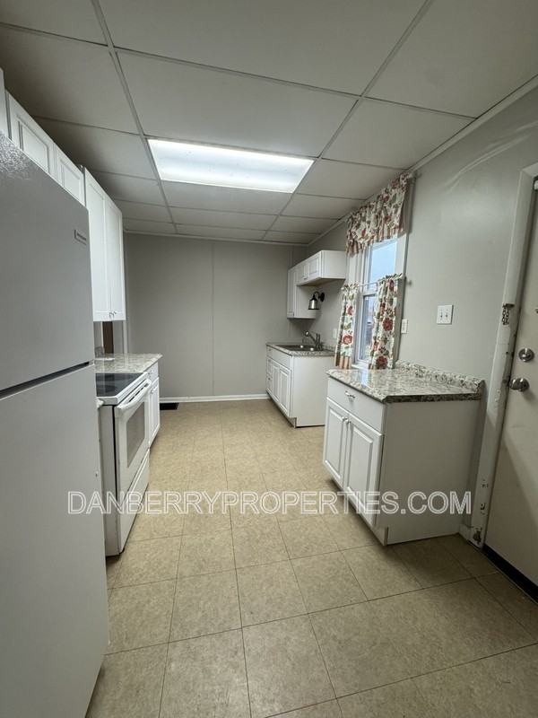 510 Howard Street - Photo 5 of 9