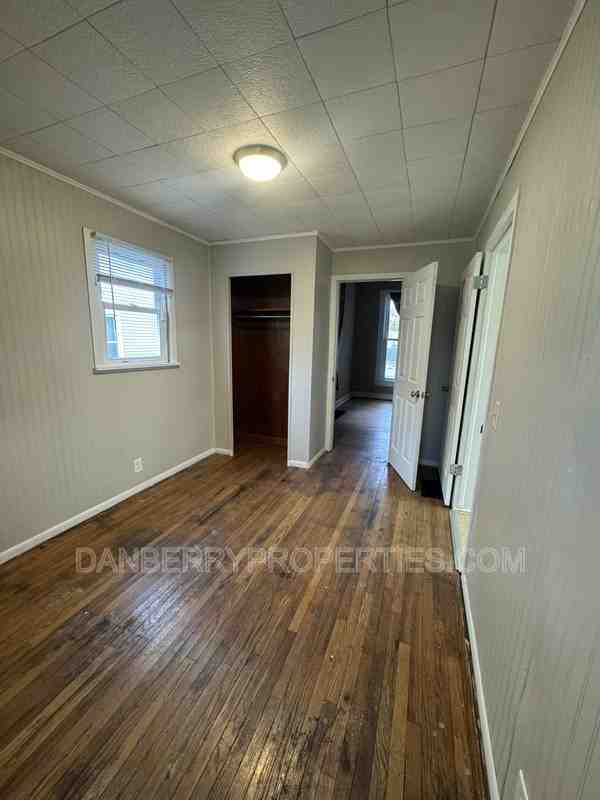 510 Howard Street - Photo 7 of 9