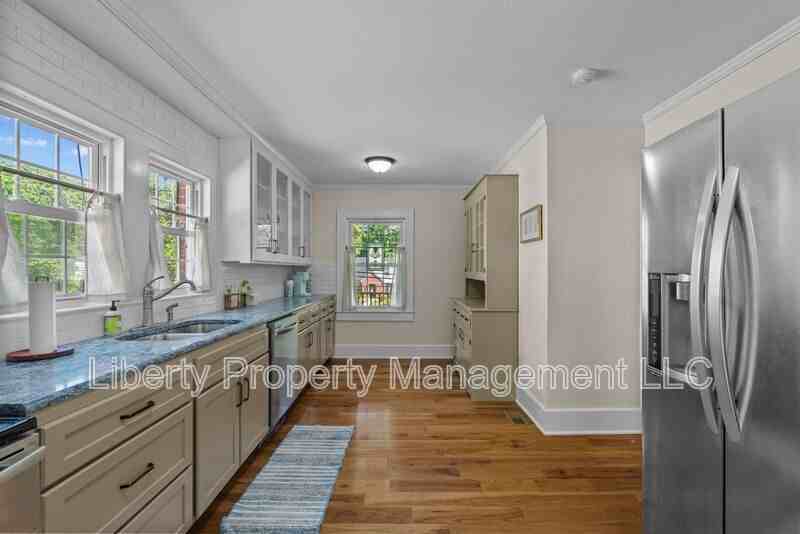 619 Sunset Drive - Photo 3 of 38