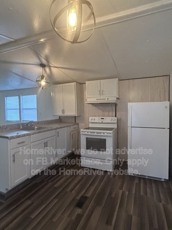 14750 Southeast 48th Court - Photo 5 of 12