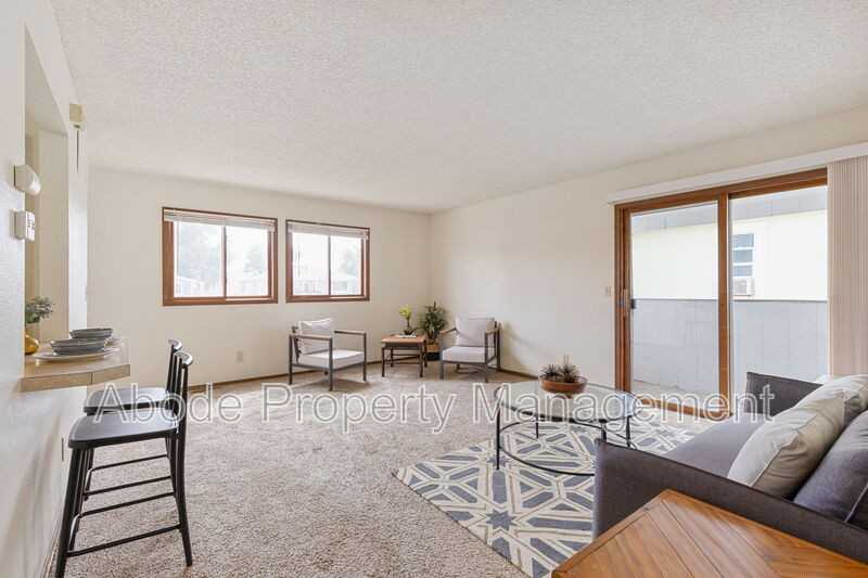 1418 Emery Ct #3 - Photo 6 of 19