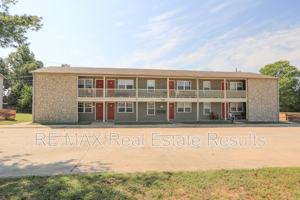 featured image of 1820 W Twin Springs St #13