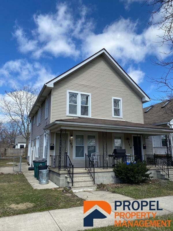 157 East Bennett Street - Photo 2 of 13