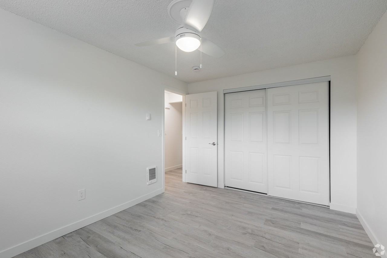 Images Garden View Apartments - Photo 6 of 50