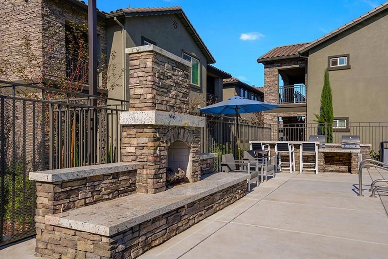 Luxe Ripon Apartments - Photo 4 of 50