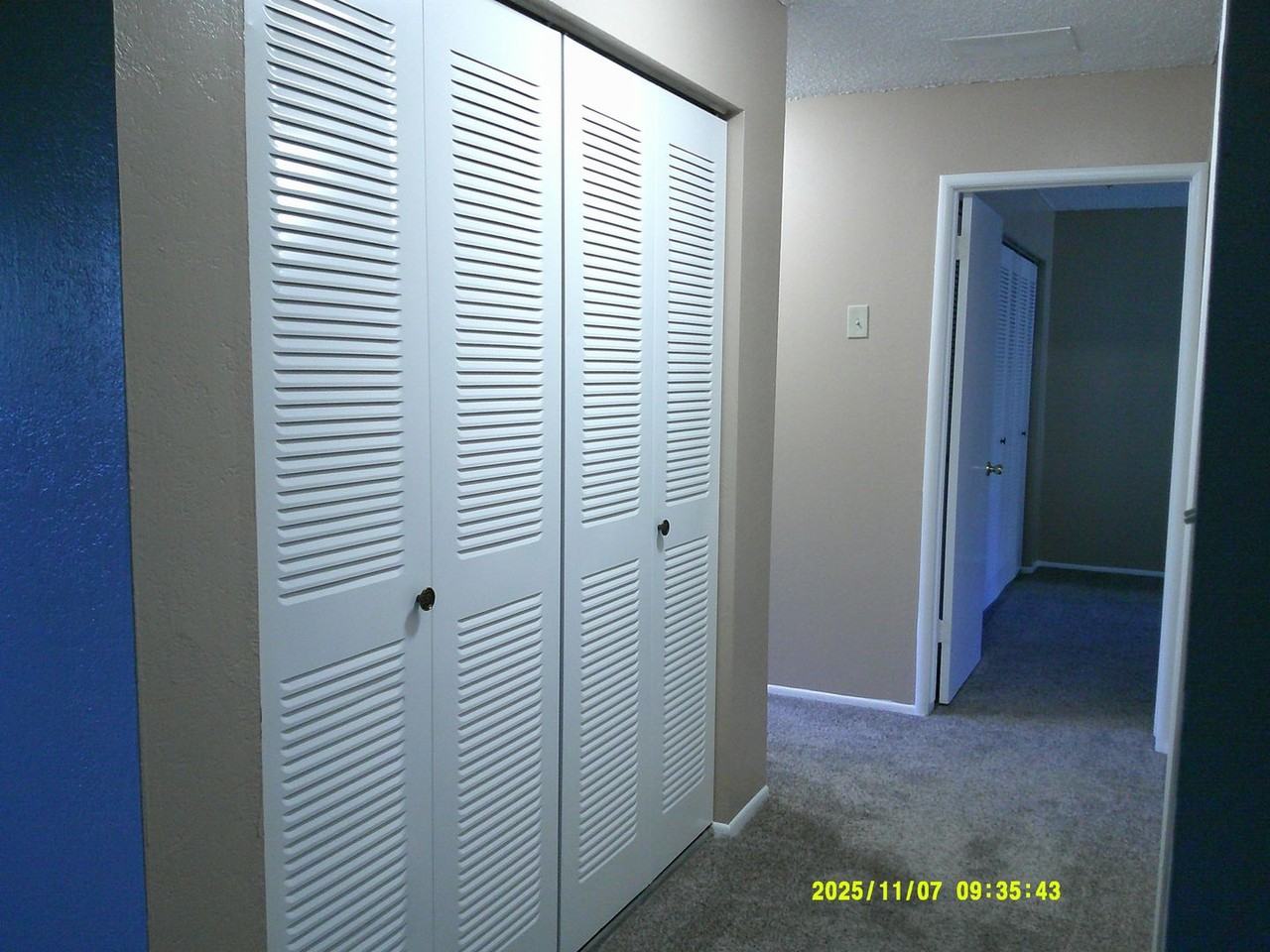 Irish Hills Hamlet Apartments - Photo 6 of 13