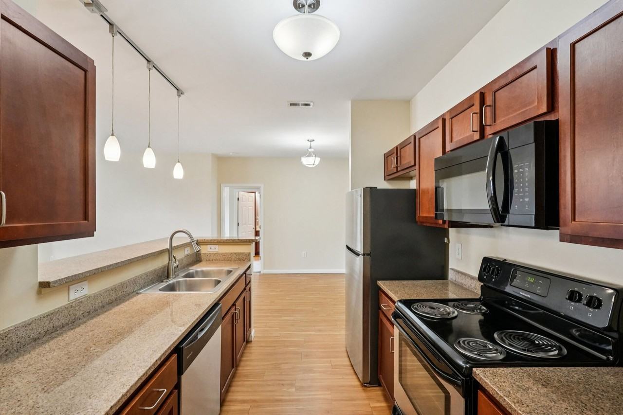 The Enclave Apartments - Photo 2 of 42