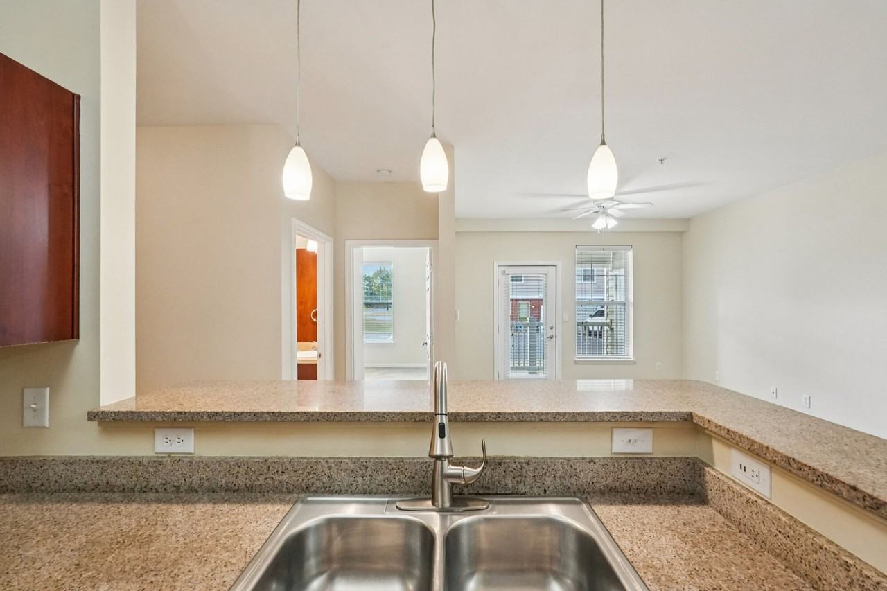 The Enclave Apartments - Photo 5 of 42