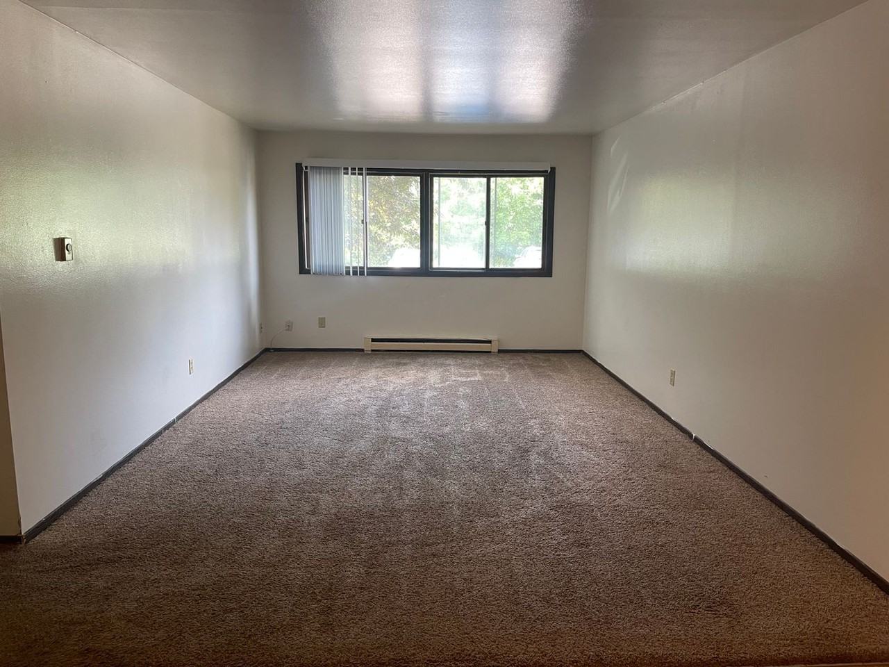 202 1st St - Photo 3 of 21