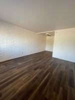 featured image of 146 E Kelso St