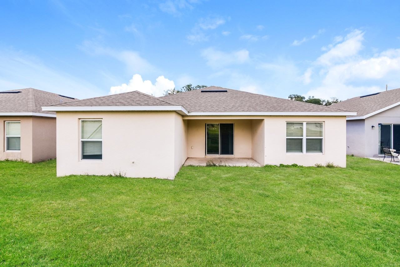 1349 Lucerne Loop Rd Ne - Photo 3 of 21