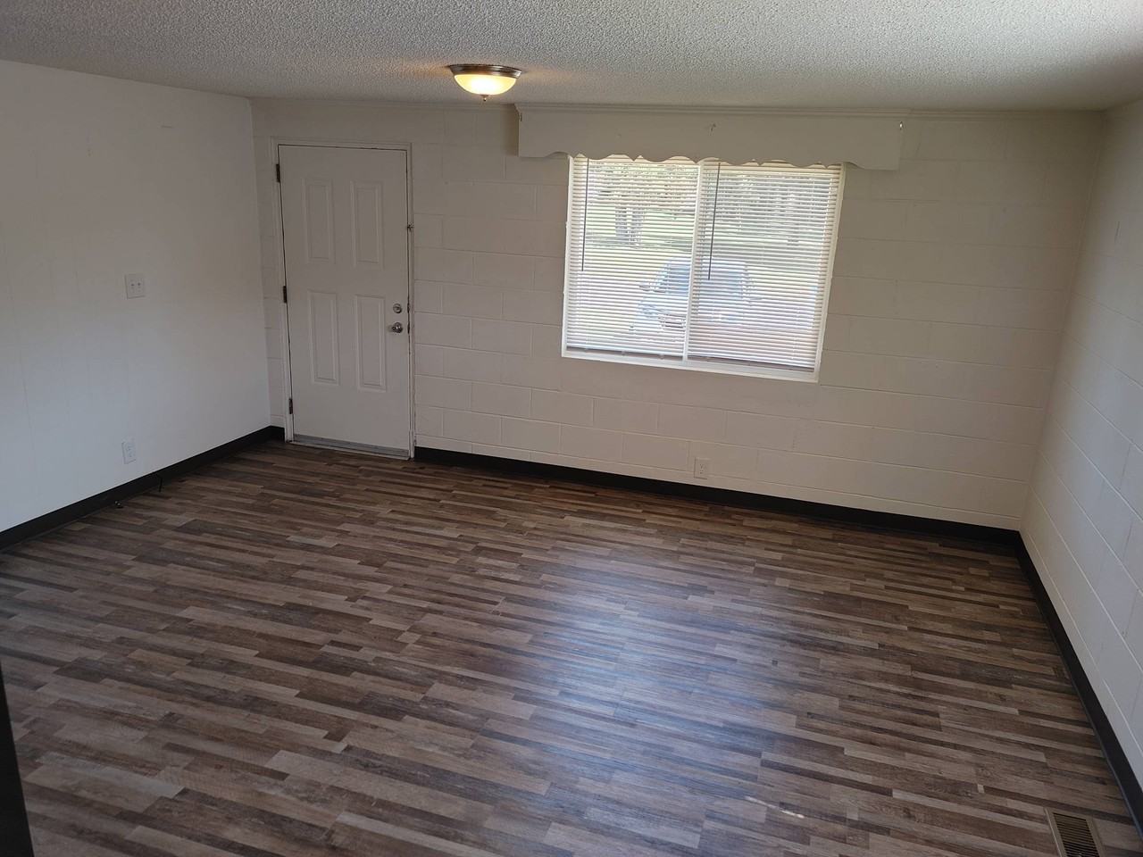 107 Hill Street - Photo 3 of 22