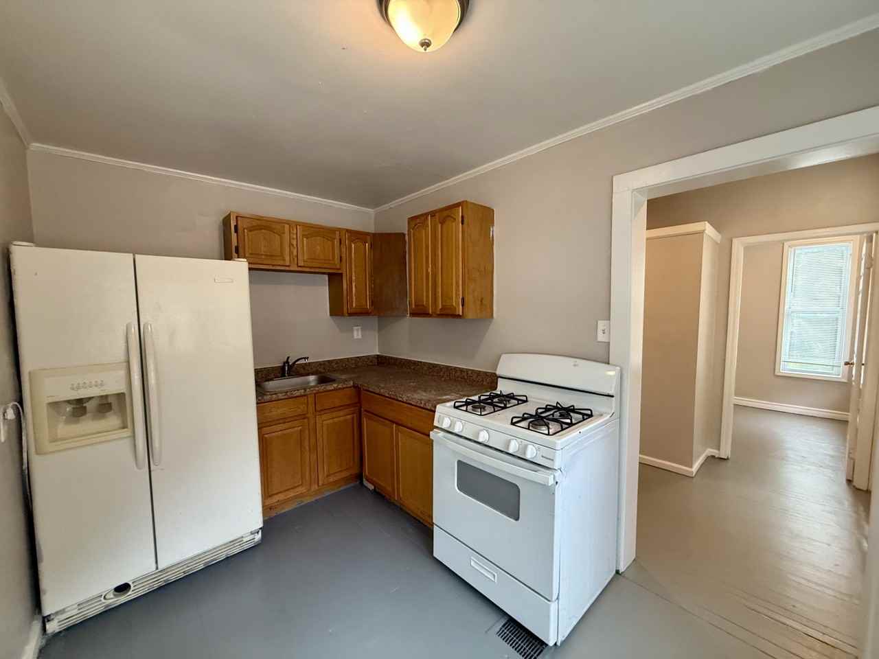 3946 Wyandotte Street - Photo 6 of 16