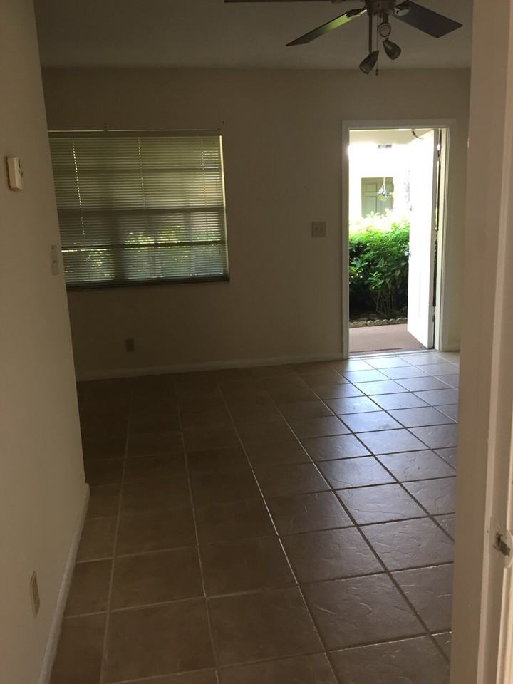 316 - Lamplighter LC - Photo 2 of 13