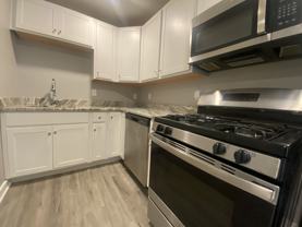 218 West King Street - Photo 1 of 1