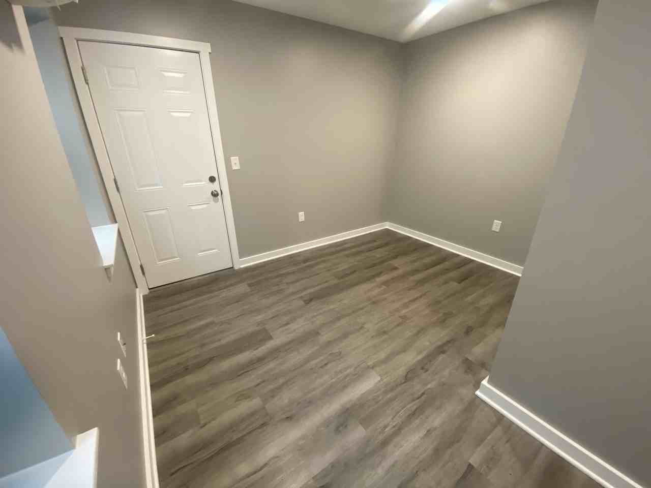 218 West King Street - Photo 6 of 14