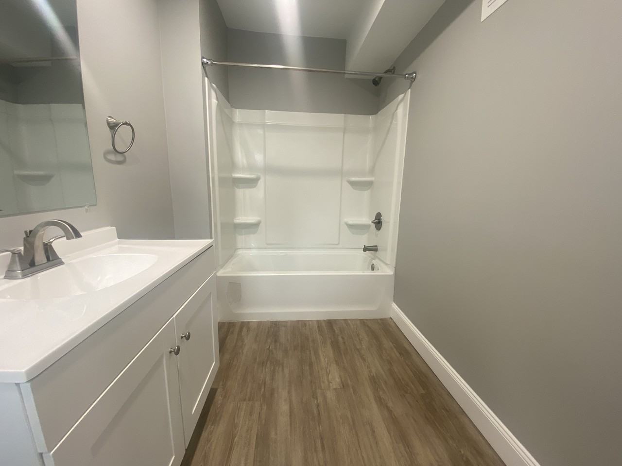 1 Hoffman Terrace - Photo 5 of 15