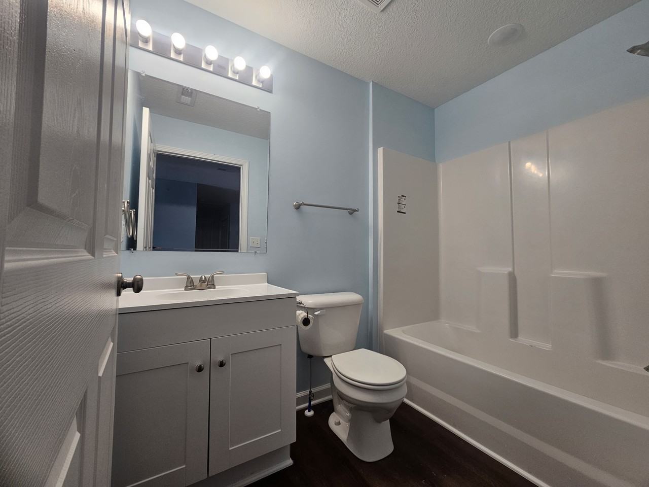 311 Broad Street - Photo 5 of 9