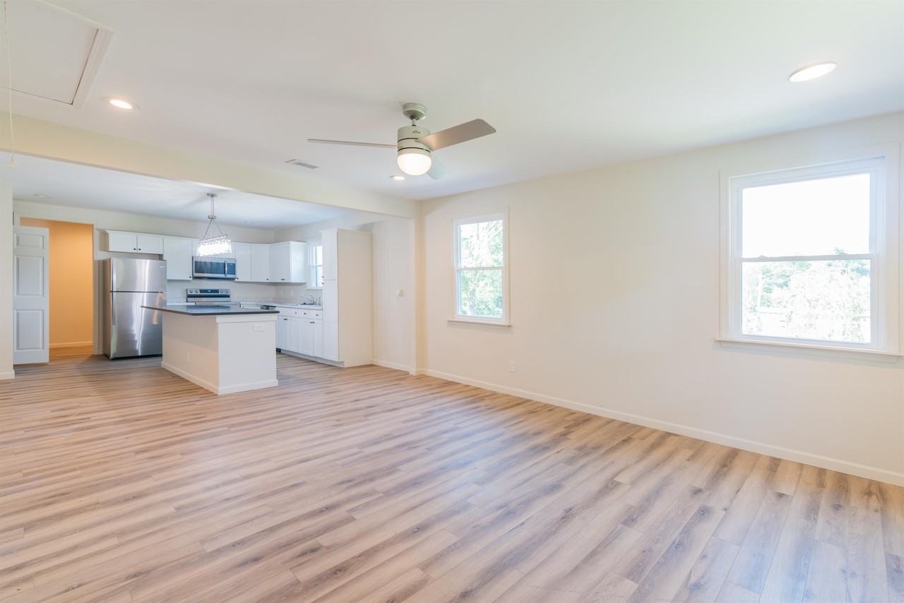 506 East Marion Street - Photo 2 of 19