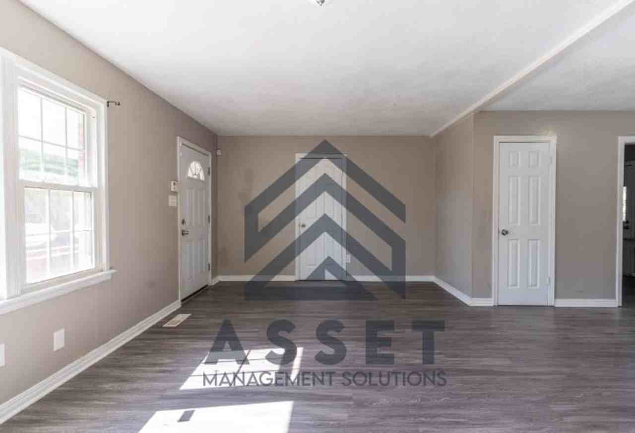 3129 Nw 41st St #CFD - Photo 6 of 22