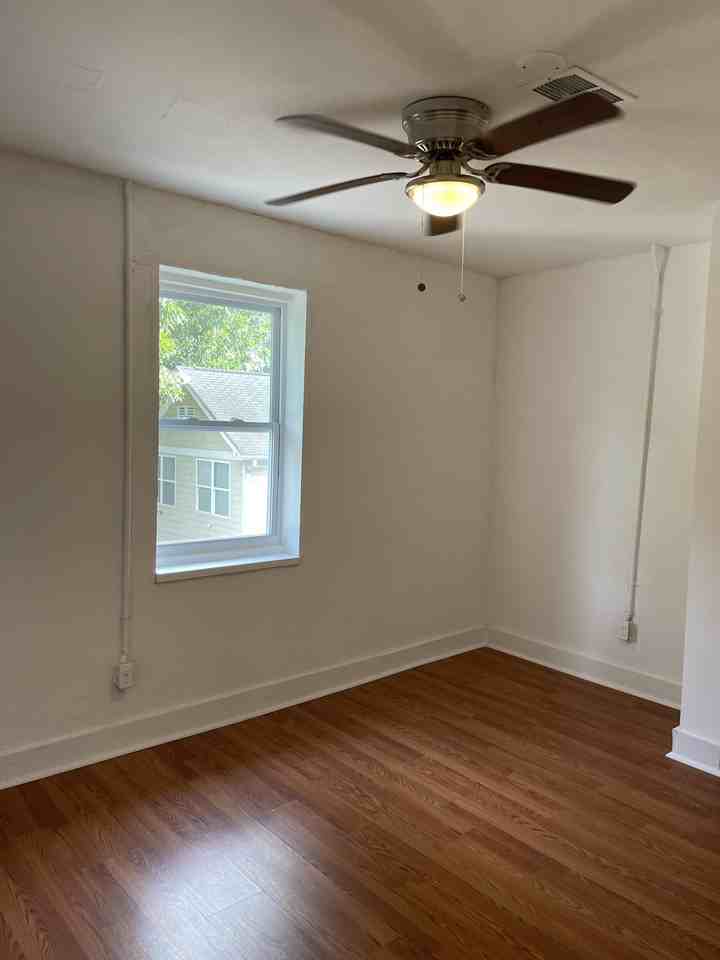 590 Joseph E Lowery - Photo 5 of 6