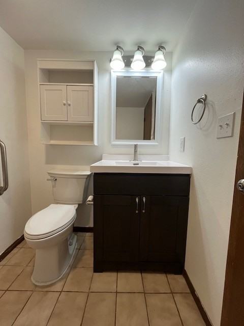 721 W Maple St - Photo 2 of 17