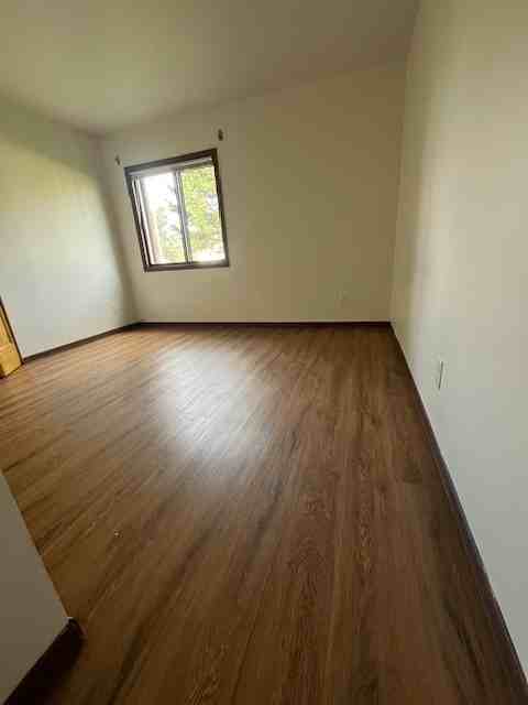 721 W Maple St - Photo 5 of 17