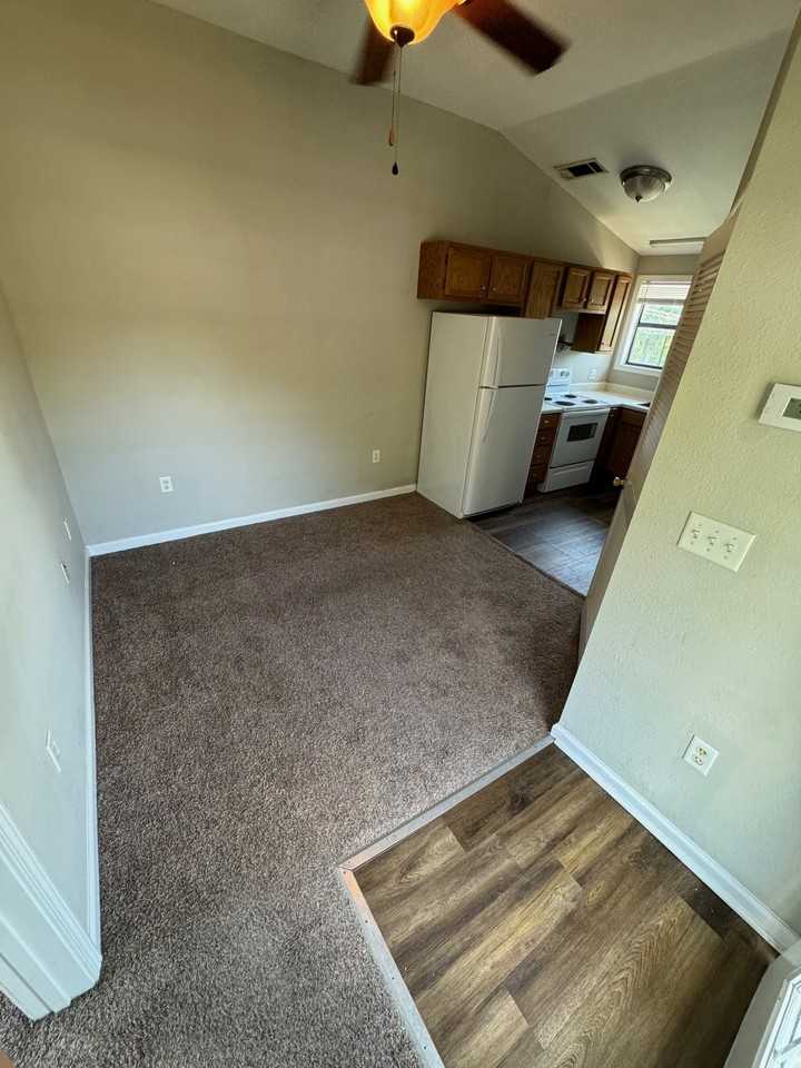 1319 Autumn Avenue - Photo 5 of 30