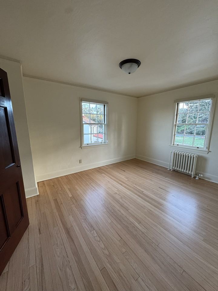 1290 Storey Avenue #B - Photo 2 of 12