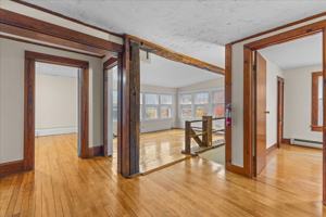 featured image of 114 S Champlain St