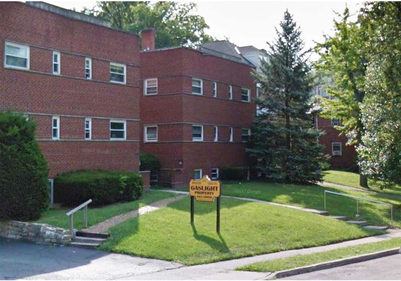 Ludlow 922-926 - Photo 3 of 17