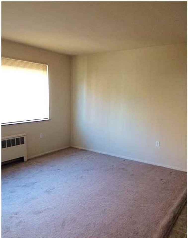 Ludlow 922-926 - Photo 5 of 17