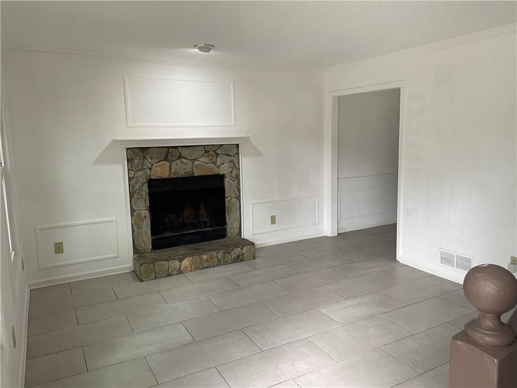 805 Arbor Hill Dr - Photo 3 of 13