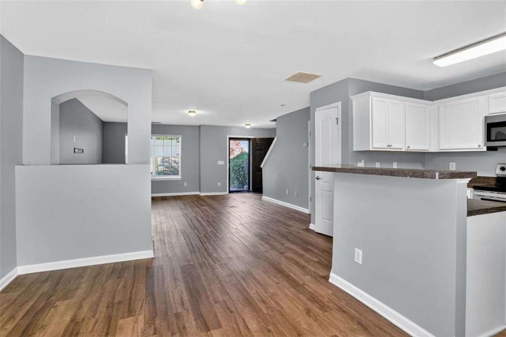 3449 Parc Dr Sw - Photo 5 of 17