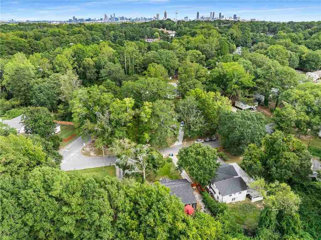 2178 Penelope St Nw - Photo 4 of 32