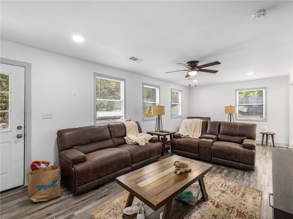 2178 Penelope St Nw - Photo 6 of 32