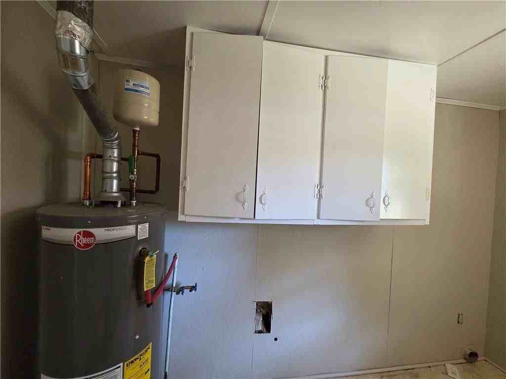 948 Green Valley Rd Sw - Photo 3 of 15