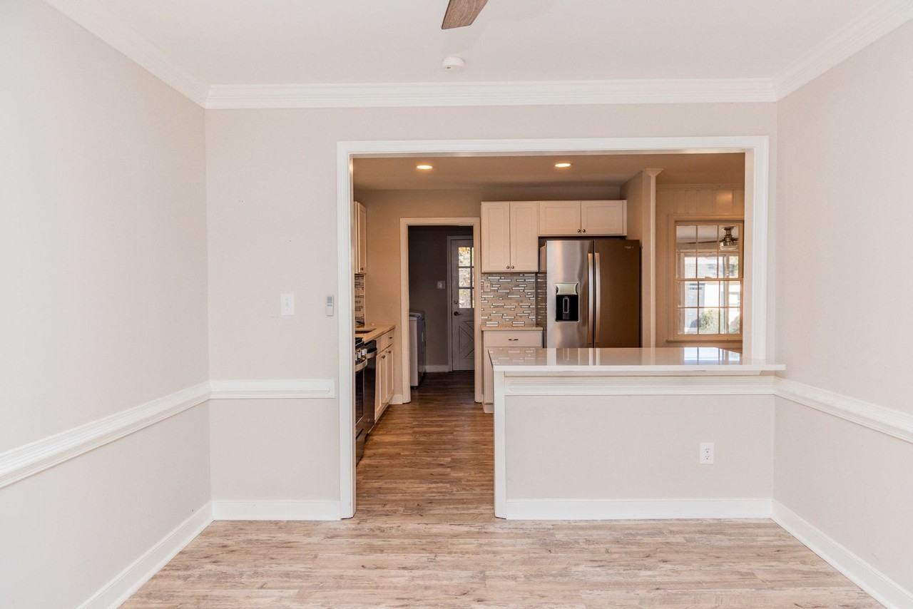 9360 Brentwood Dr - Photo 6 of 27