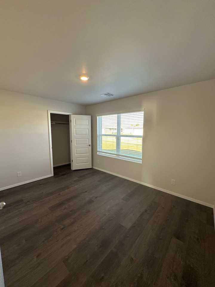 29064 E 78th Pl S - Photo 7 of 17