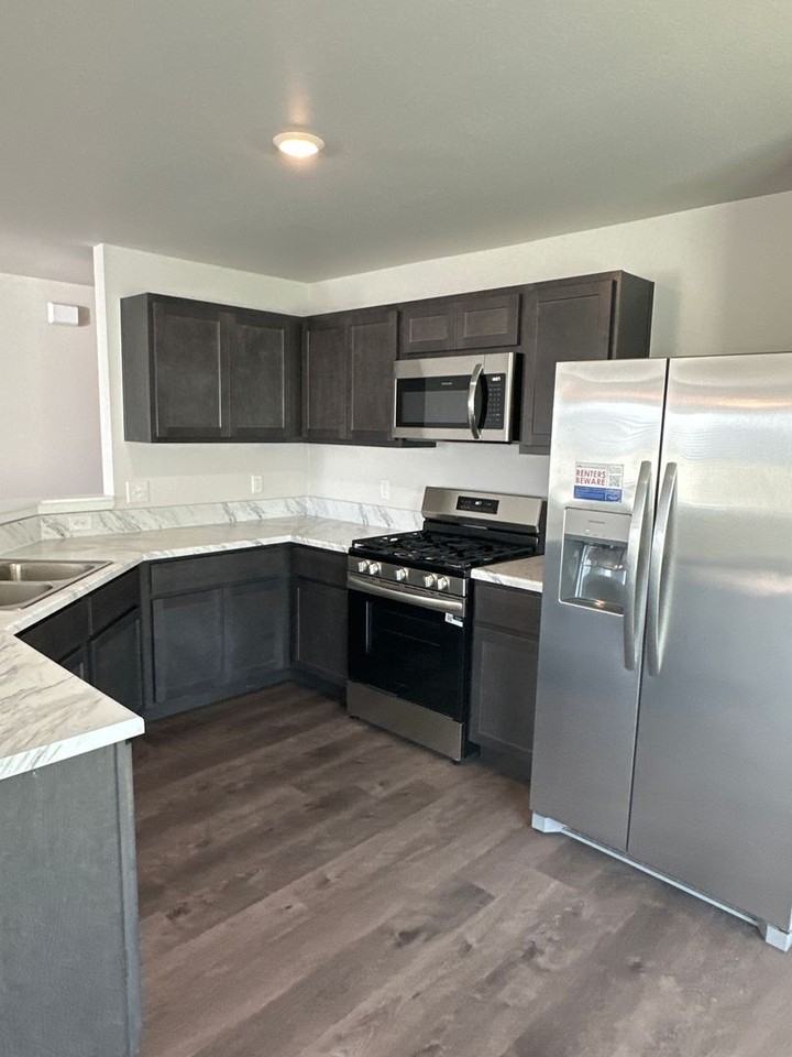 29064 E 78th Pl S - Photo 5 of 17