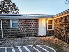 featured image of 702 Couch St