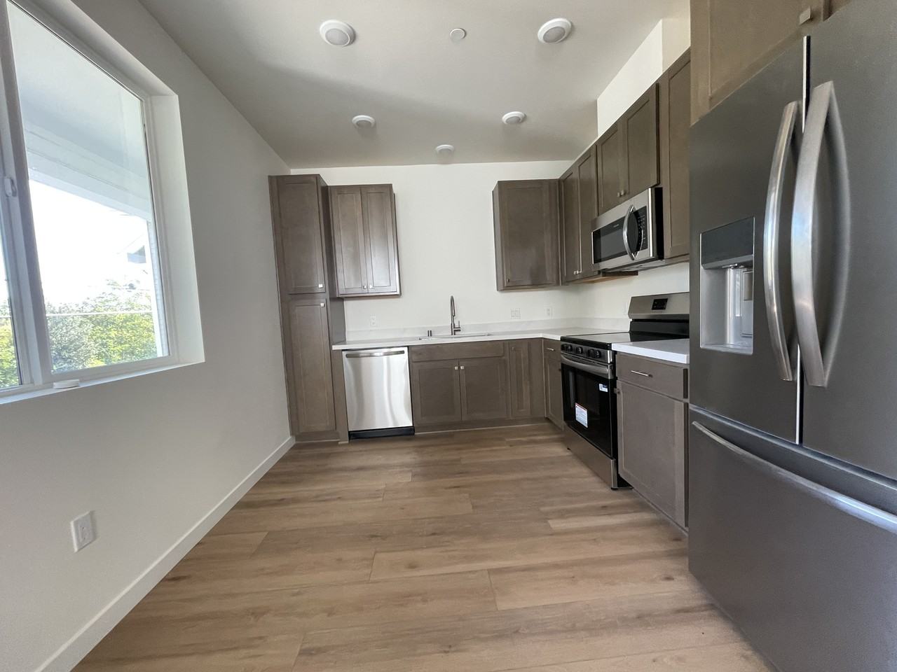 3 Healdsburg Ave - Photo 2 of 45