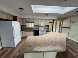 featured image of 9 River St