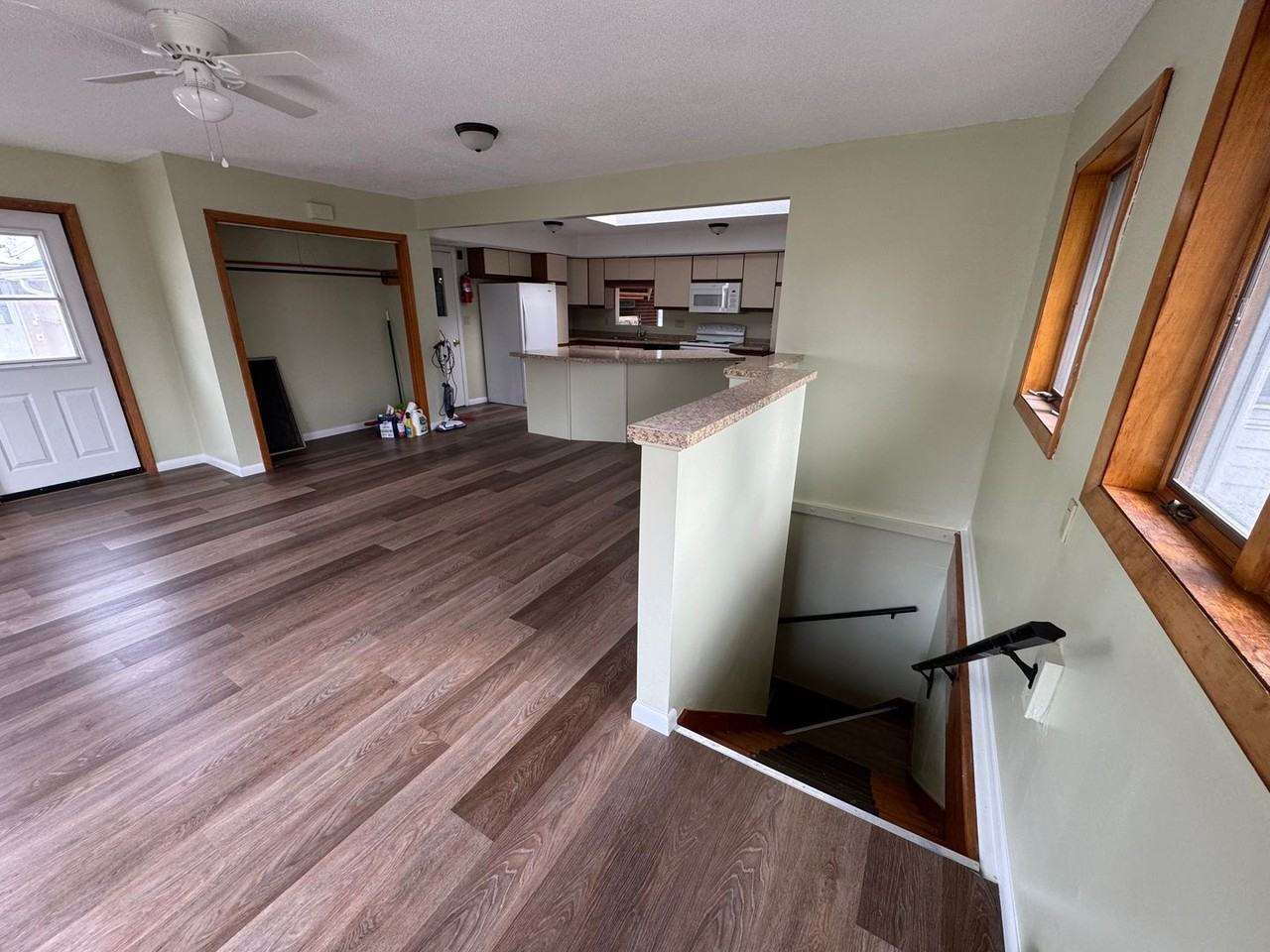 9 River St - Photo 4 of 40