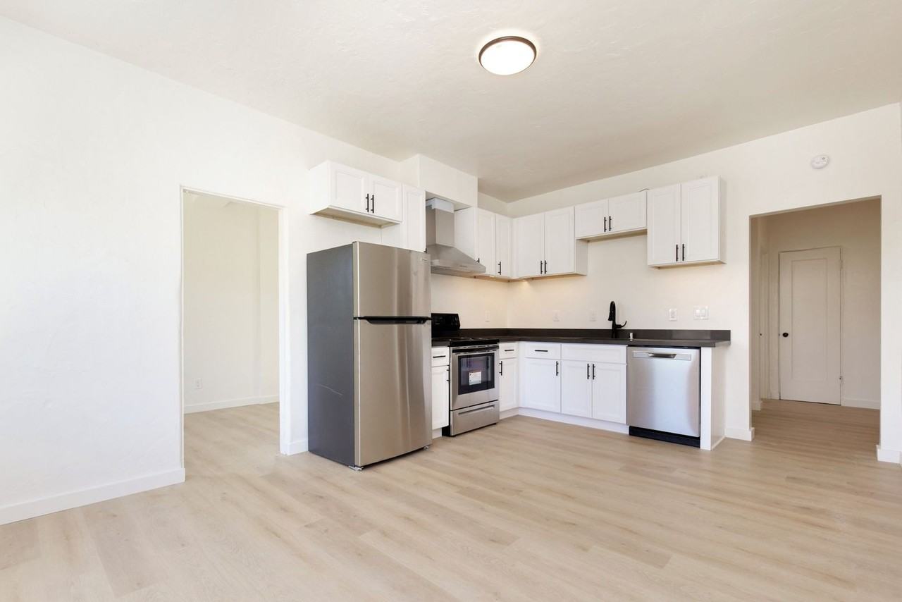 6616 Telegraph - Photo 4 of 23