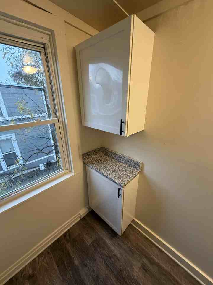 4569 N Edgewood Ave #4567B - Photo 6 of 9