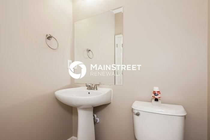 10209 Fairbourne Ct - Photo 6 of 15