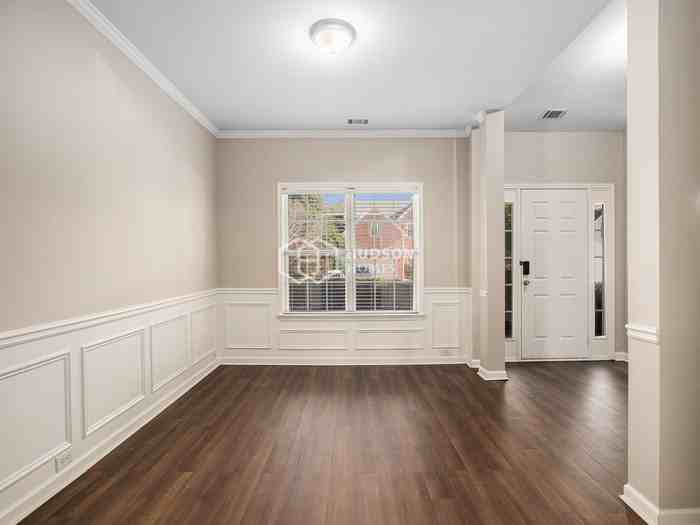 2030 Beckenham Walk Lane - Photo 6 of 29