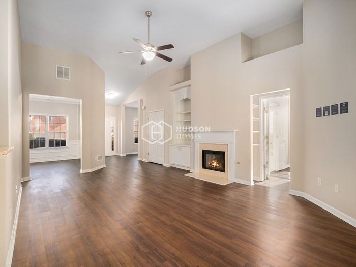 2030 Beckenham Walk Lane - Photo 7 of 29